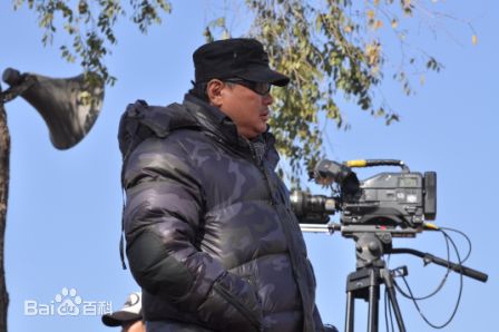 康宁导演性感图片壁纸