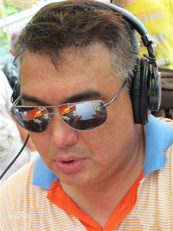 康宁导演性感图片壁纸