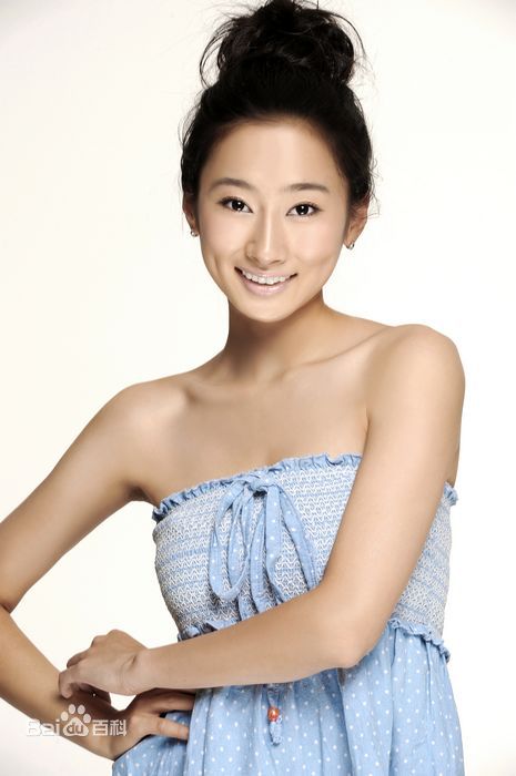 最优质郑岚侨生活照