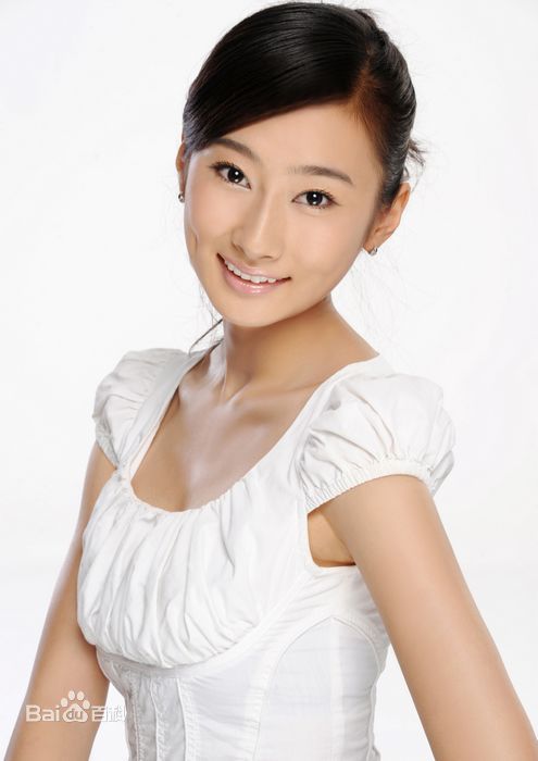 最优质郑岚侨生活照