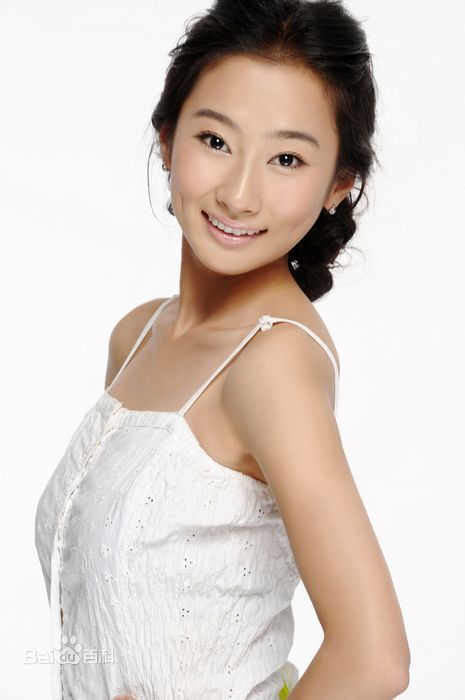 最优质郑岚侨生活照