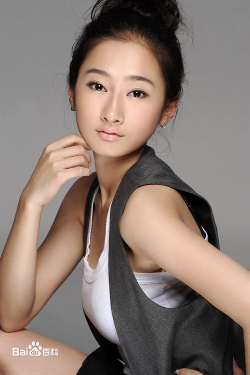 最优质郑岚侨素颜照