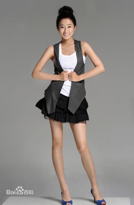 最优质郑岚侨素颜照