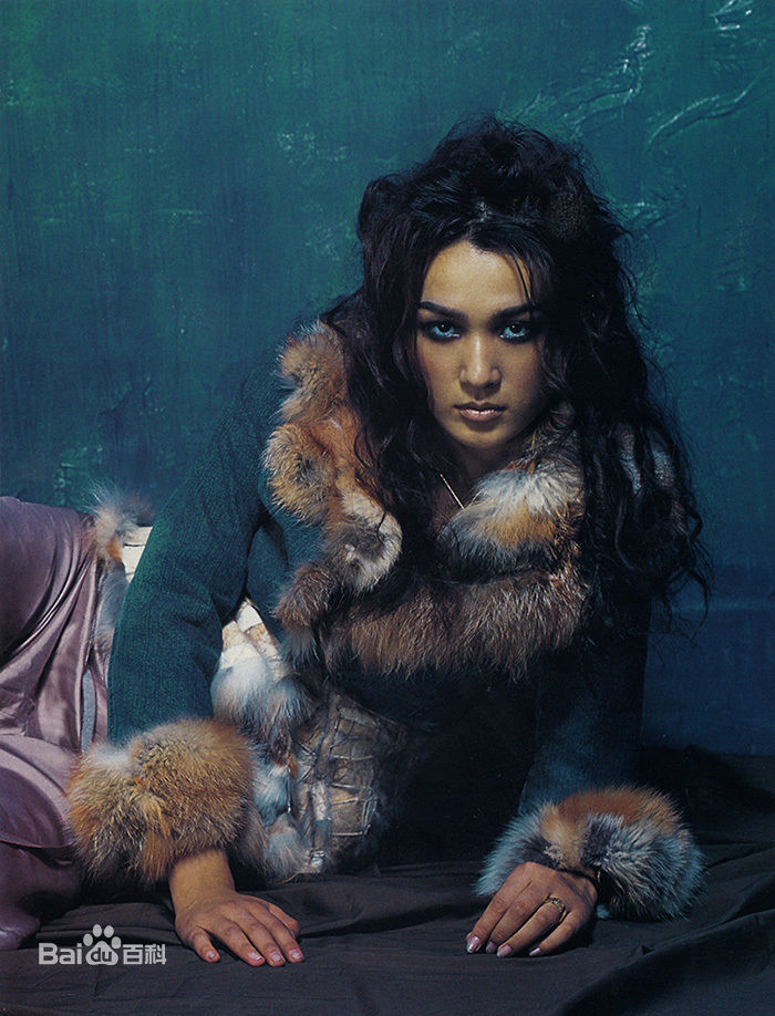 最全韦杰在-《BEAUTY》照中的壁纸