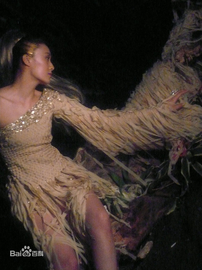 最全韦杰在-《BEAUTY》照中的壁纸