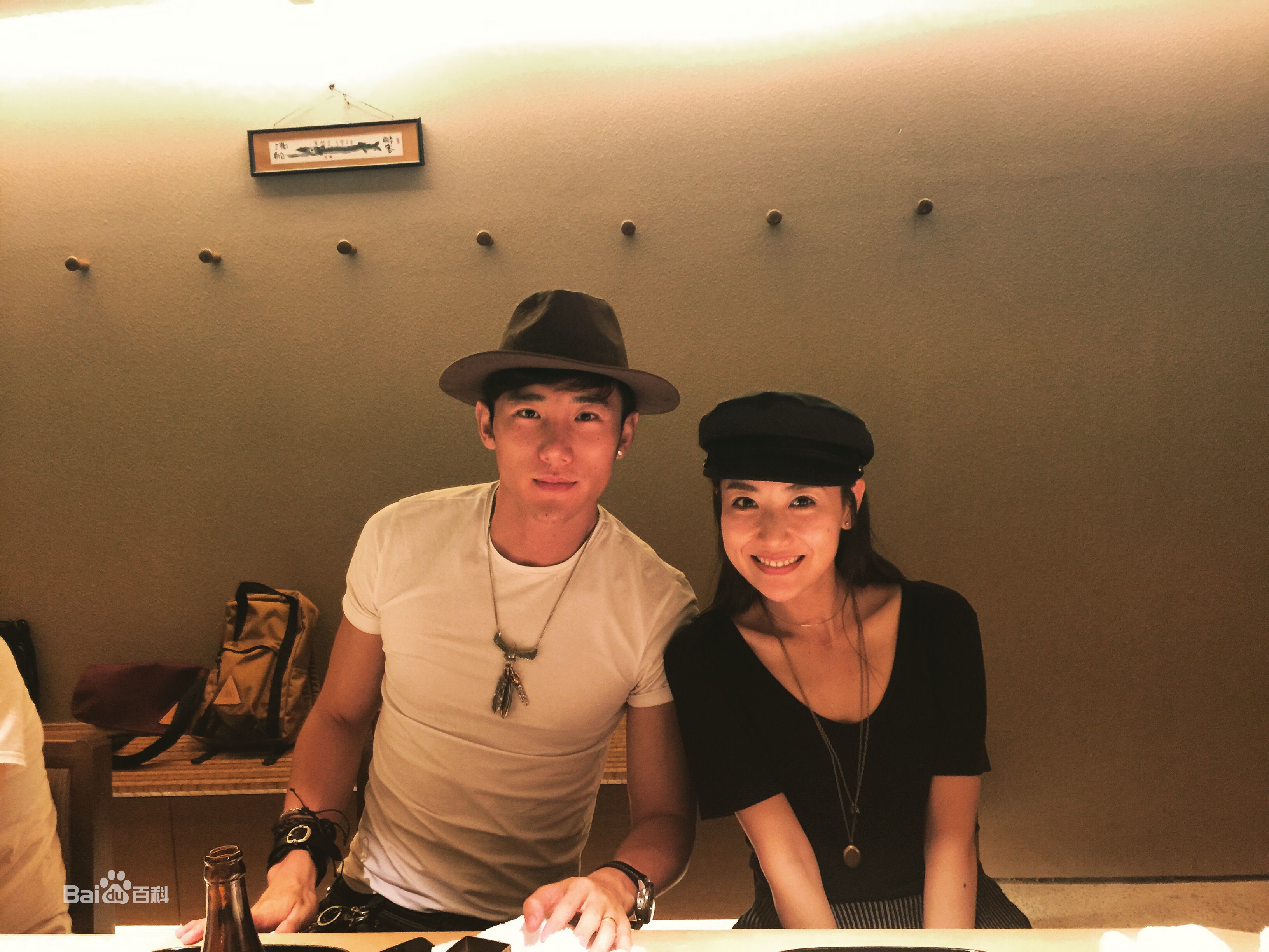 丁一(Dustin)生活照壁纸壁纸