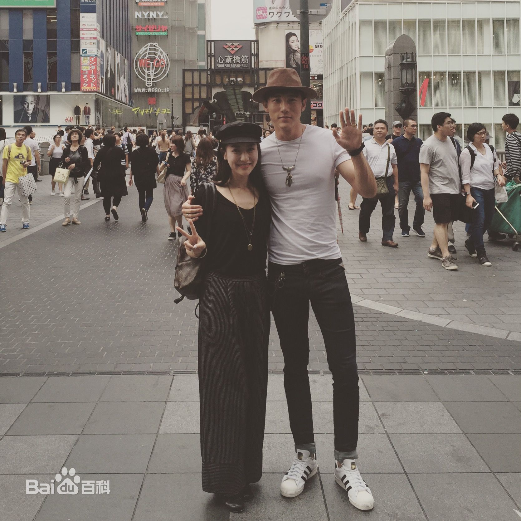 丁一(Dustin)生活照壁纸壁纸