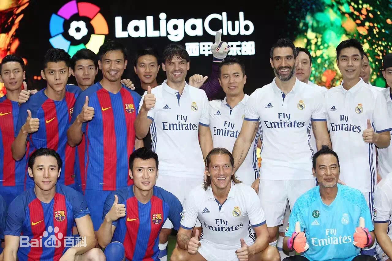 丁一(Dustin)活动照素颜照相册