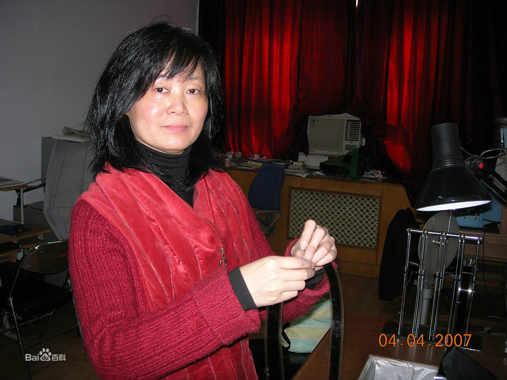 王一岩作品性感图片图集