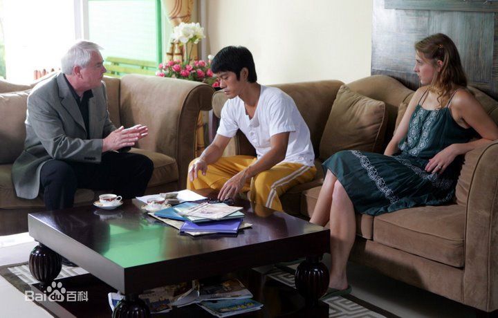 米雪儿·朗(Michelle Lang)米雪儿与众人合影生活照相册