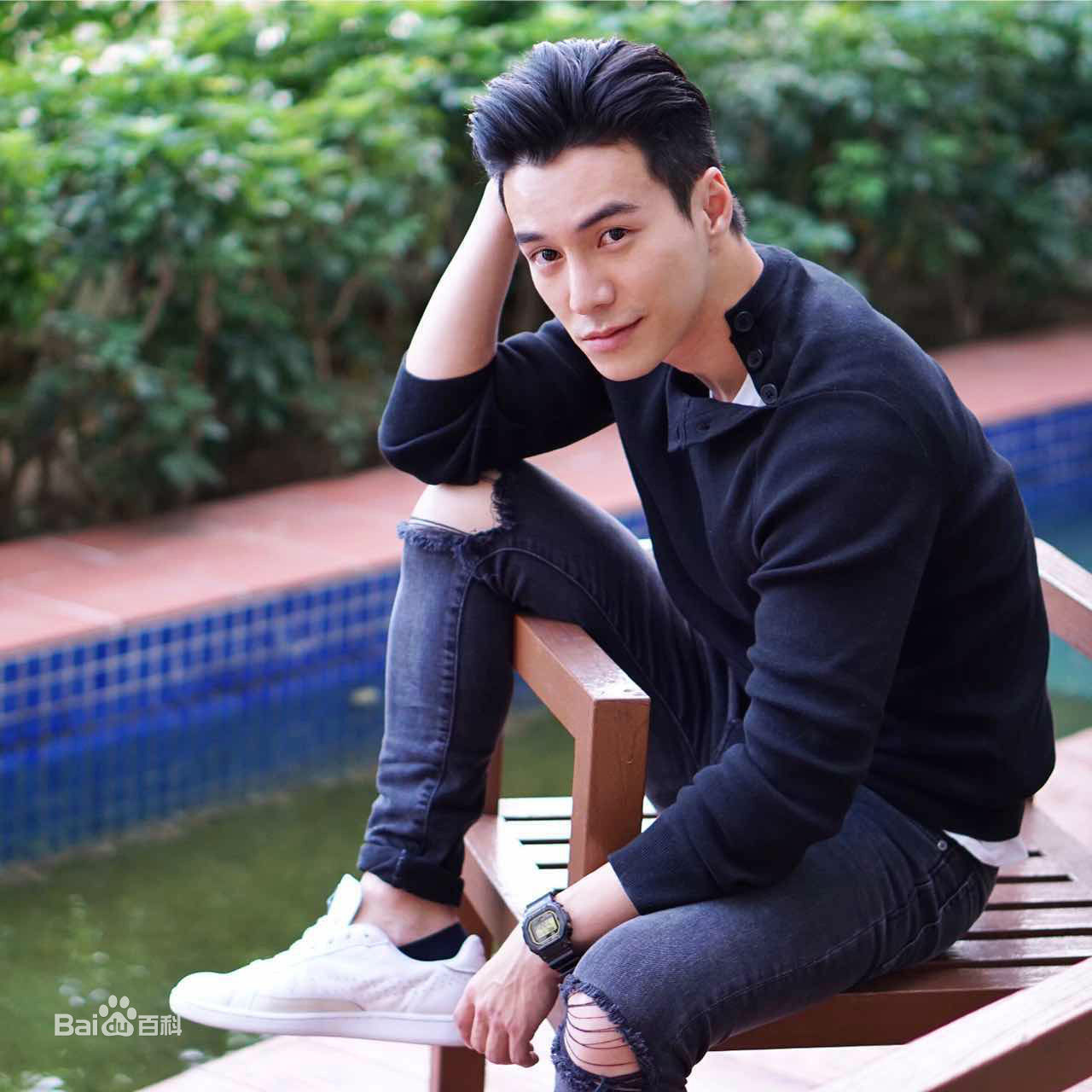 最优质王冠逸(Lawrence Wong)生活照