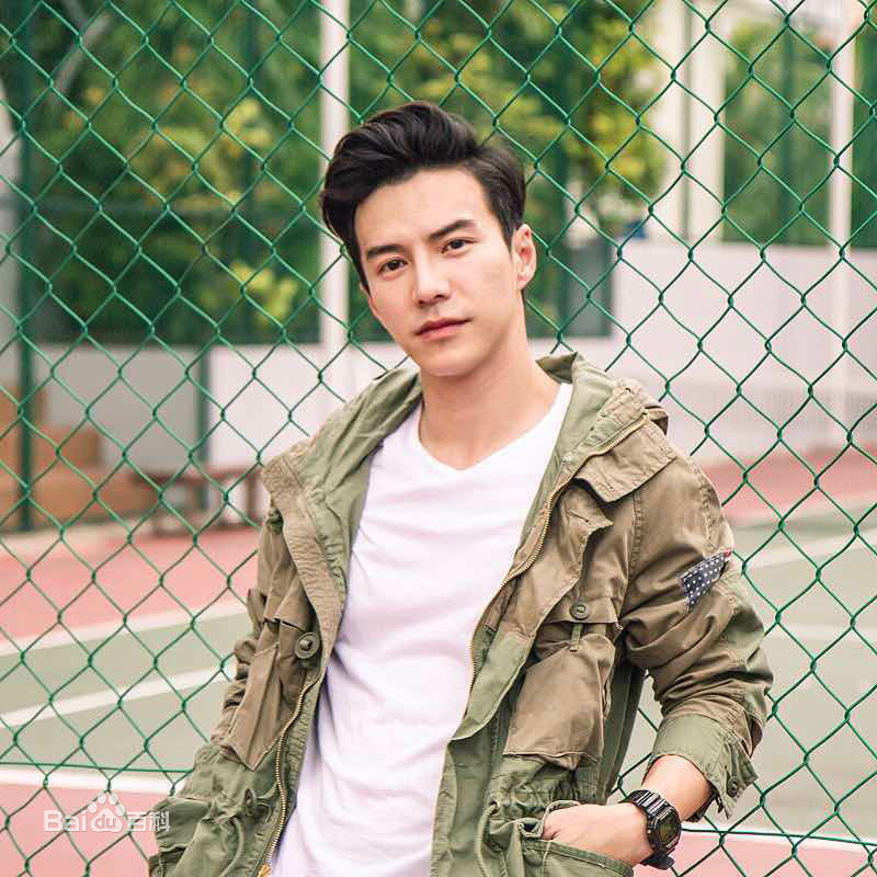 最优质王冠逸(Lawrence Wong)生活照