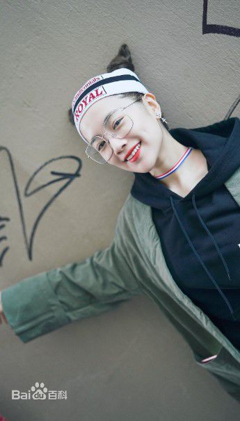 李春嫒(Li mingzhu)时尚大片图册