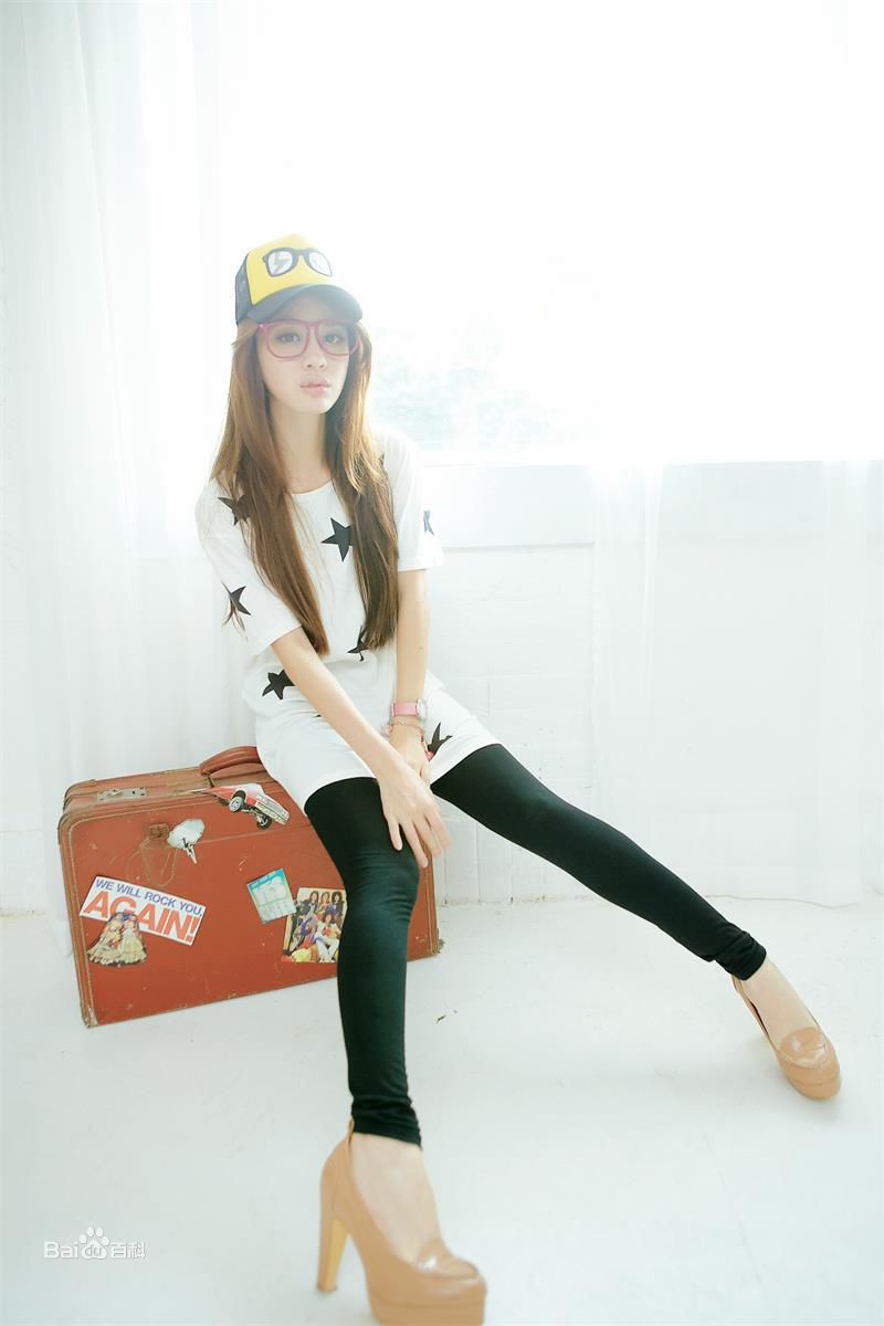 钟思华(Poppy)平面照前后照片