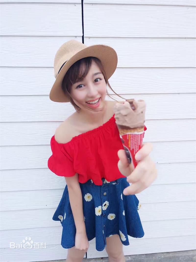 钟思华(Poppy)平面照前后照片