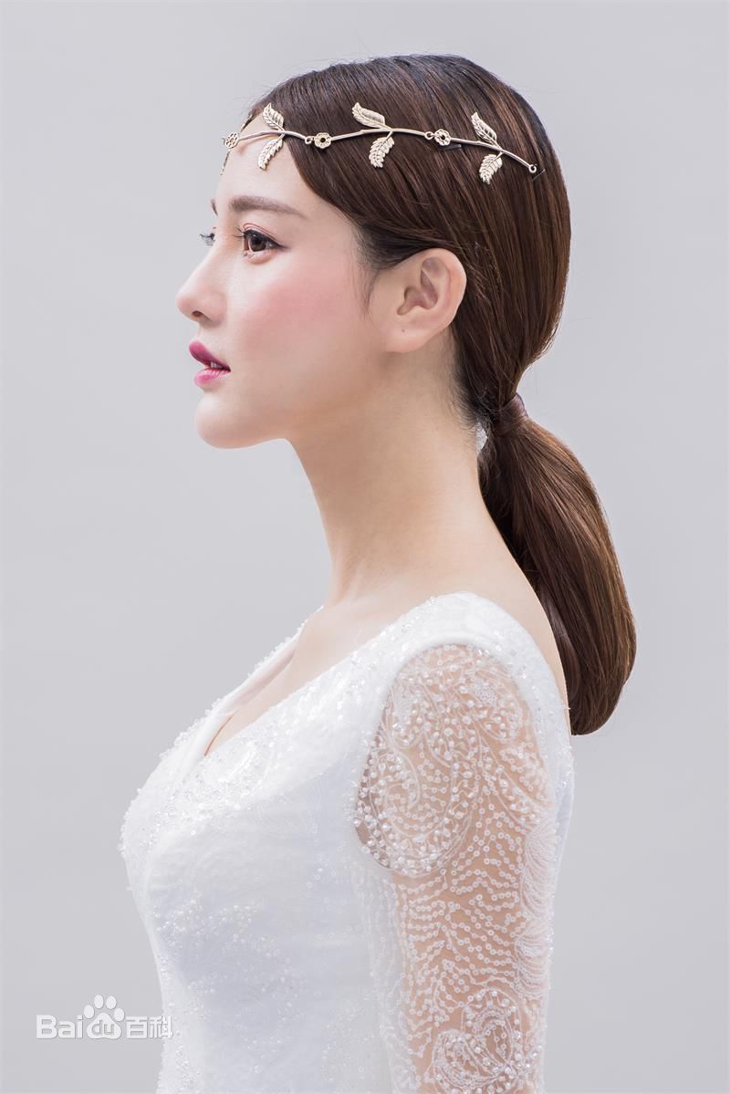 钟思华(Poppy)平面照前后照片