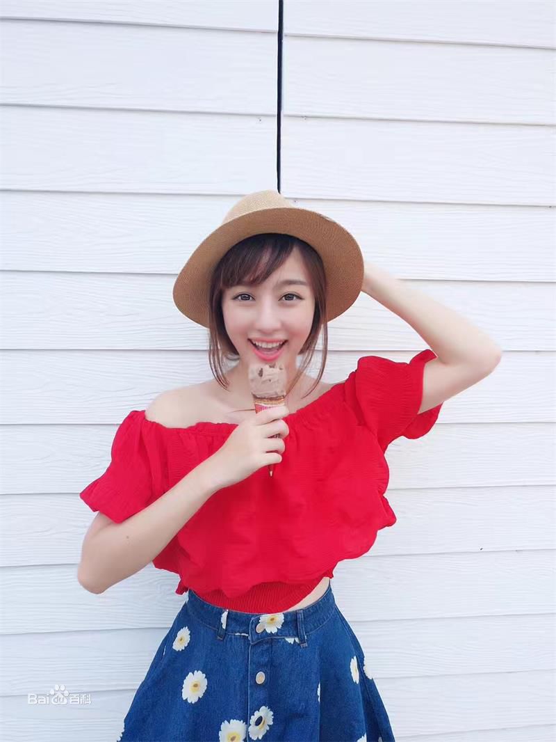 钟思华(Poppy)平面照前后照片