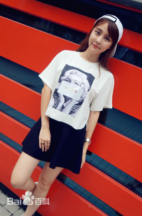 钟思华(Poppy)平面照前后照片