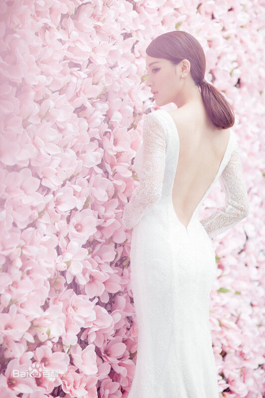 钟思华(Poppy)成熟wawa壁纸壁纸