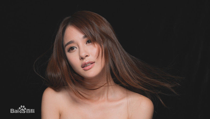 钟思华(Poppy)成熟wawa壁纸壁纸