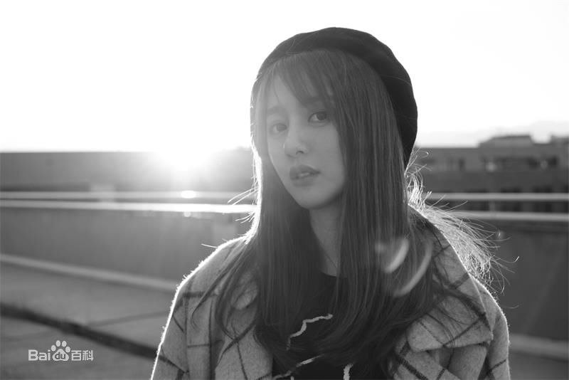 钟思华(Poppy)成熟wawa壁纸壁纸