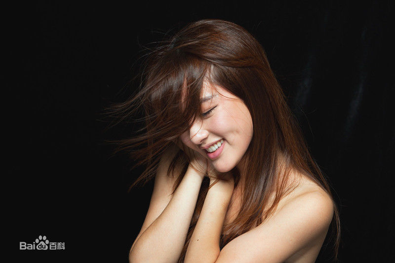 钟思华(Poppy)成熟wawa壁纸壁纸