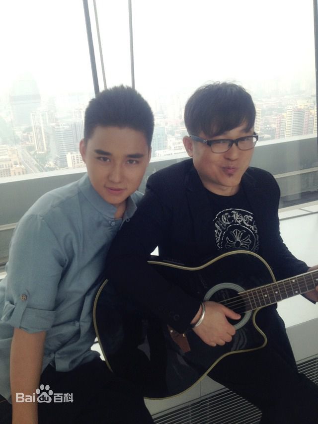 释小虎和他的朋友们性感图片图集