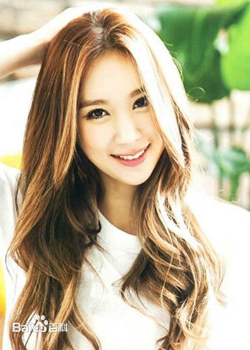 高清李惠敏(Lee Hye Min、 、E U AERIN)图片