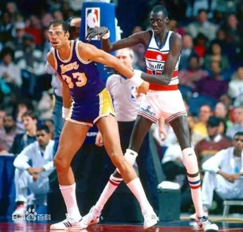 马努特·博尔(Manute Bol)子弹时期壁纸壁纸