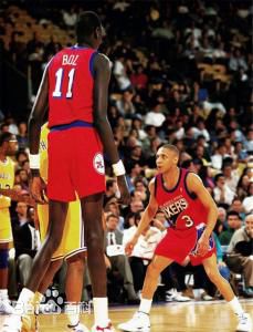 马努特·博尔(Manute Bol)76人时期性感图片图集