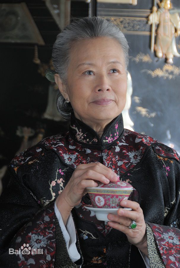 王丽媛(Wang Liyuan)相册前后照片