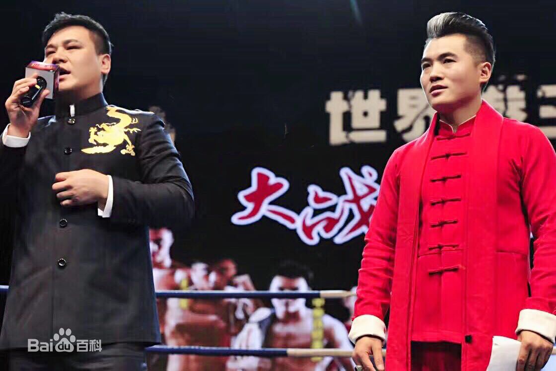 柳海龙比赛现场前后照片