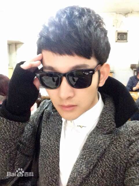 郭鑫(Frankie)生活帅图图片图集