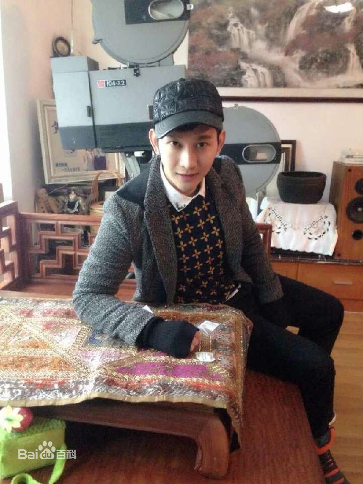 郭鑫(Frankie)生活帅图图片图集