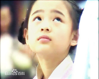 张懿婧(Zhang Yijing)古装照壁纸壁纸