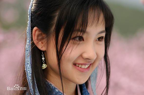 最新张可佳性感图片