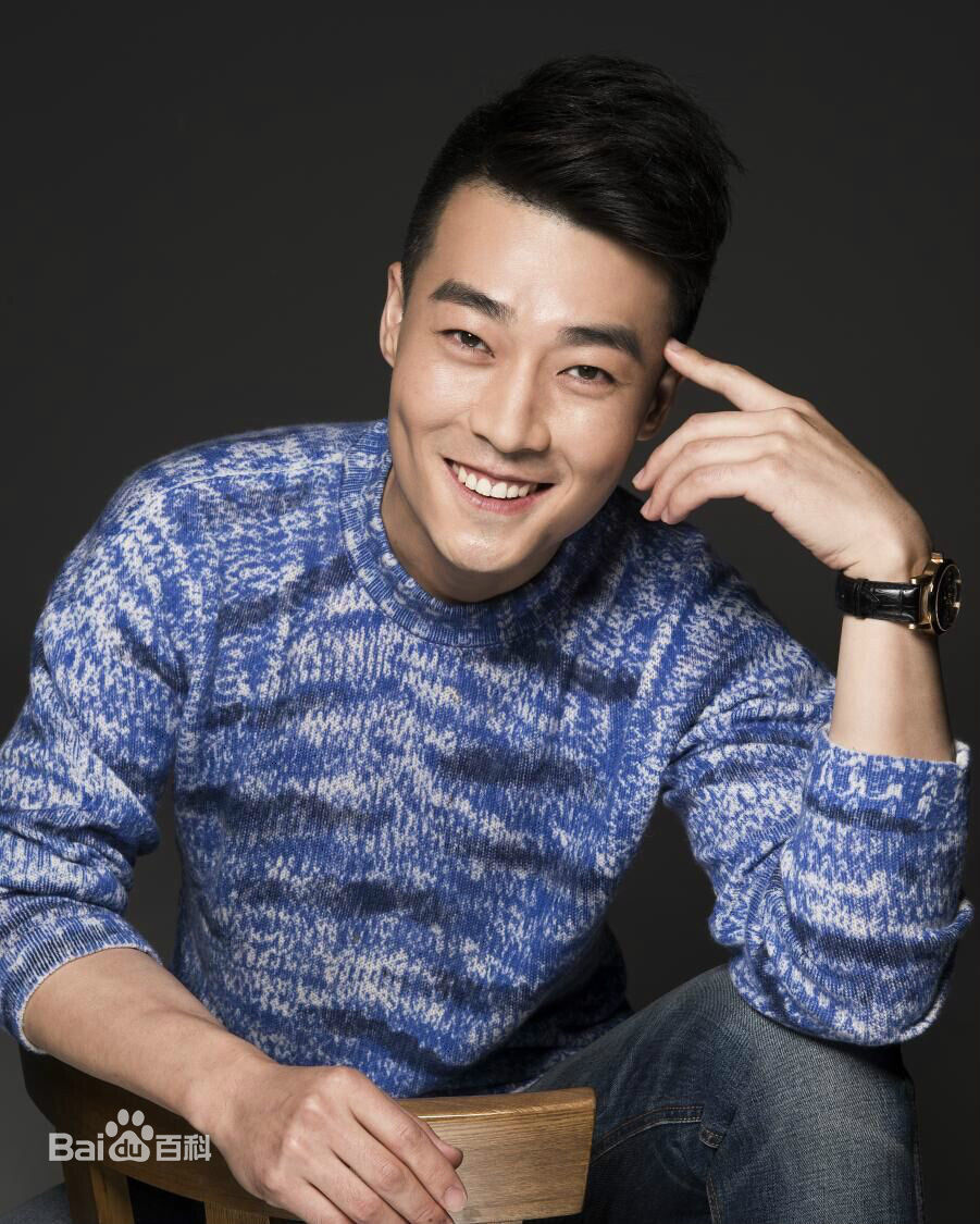 乔大韦宣传照性感图片图集