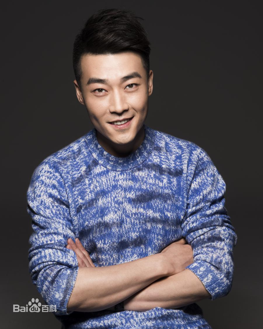 乔大韦宣传照性感图片图集