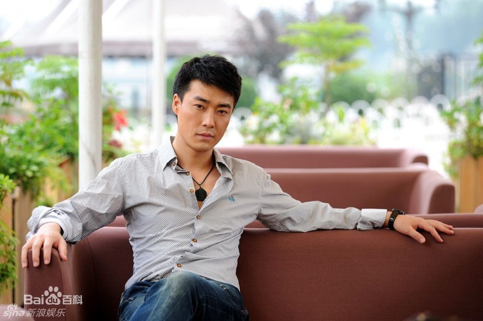 乔大韦最优质西装相册