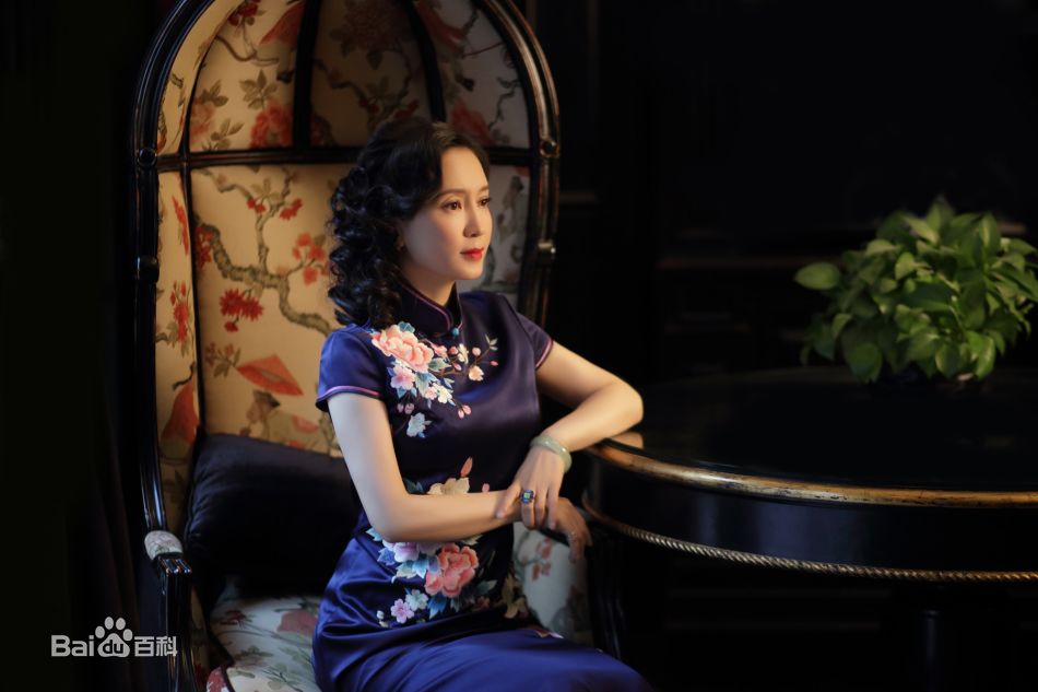 高清胡小庭图片