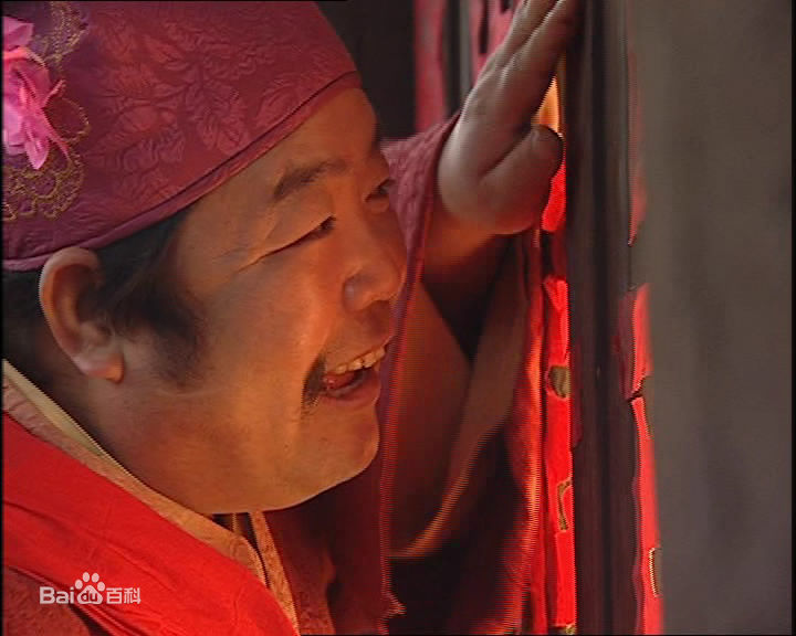 许敬义饰演的王英生活照