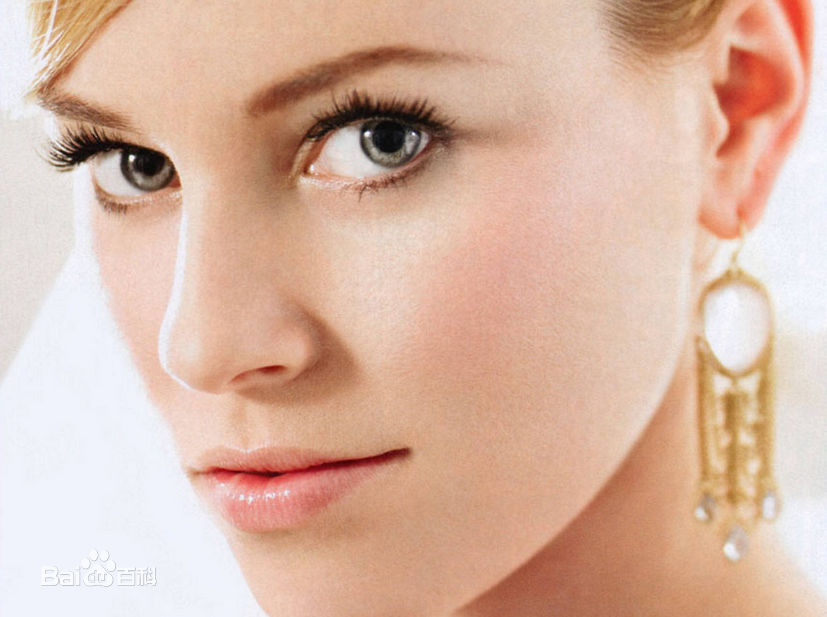 高清伊丽莎白·班克斯(Elizabeth Banks)精彩图册
