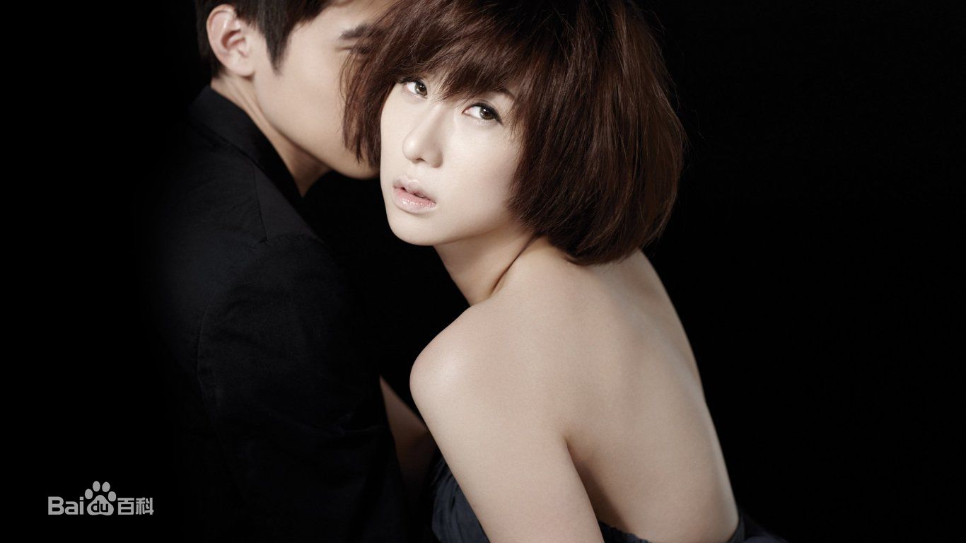 泳儿(Vincy Chan)壁纸前后照片