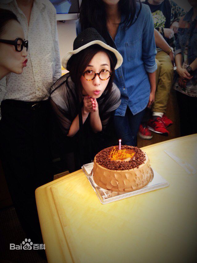 泳儿(Vincy Chan)生日会素颜照相册