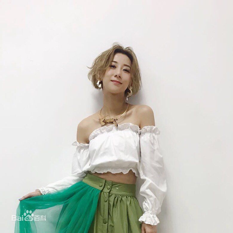 泳儿(Vincy Chan)美图（陈家欣）素颜照相册