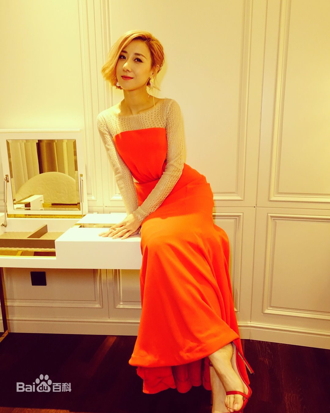 泳儿(Vincy Chan)美图（陈家欣）素颜照相册