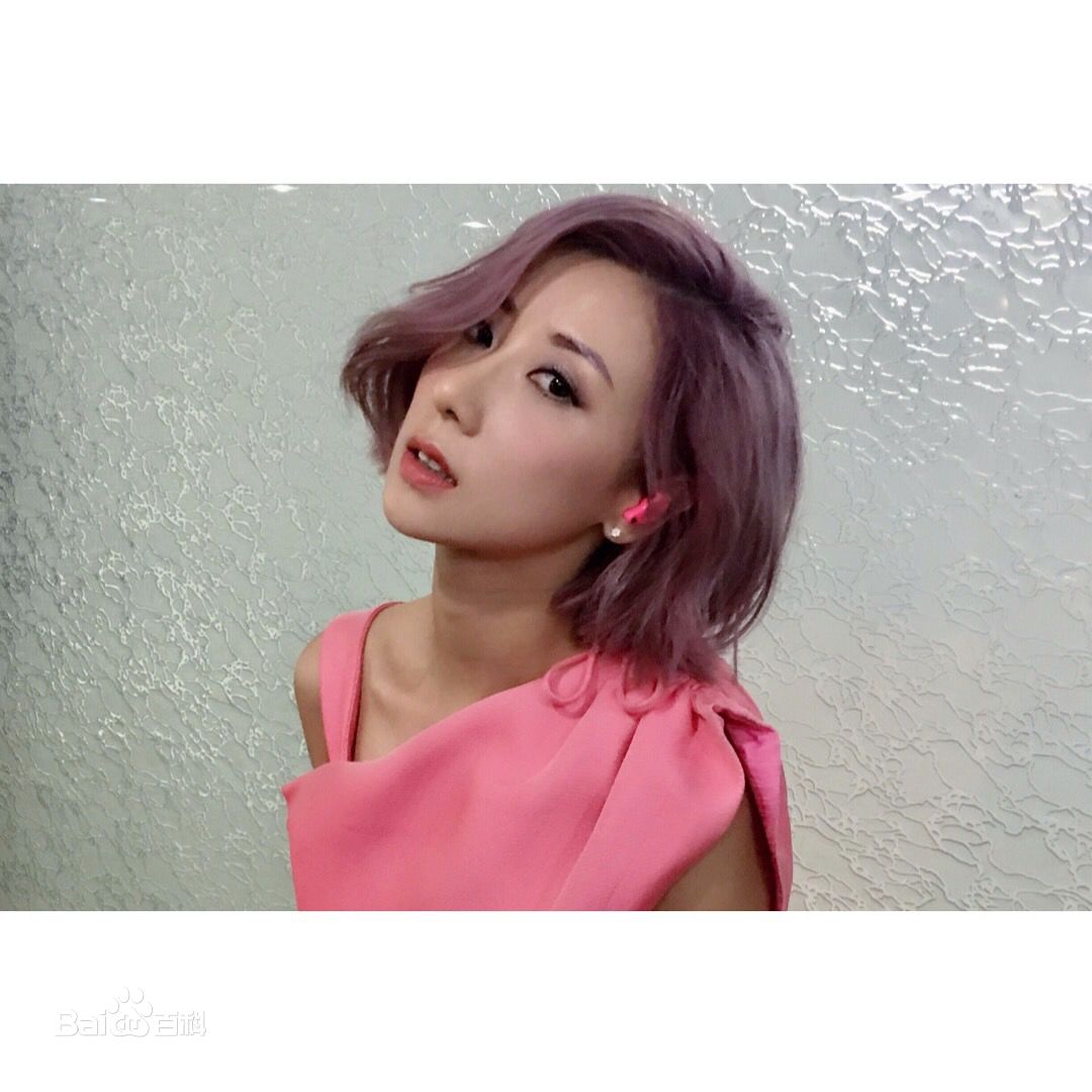 泳儿(Vincy Chan)美图（陈家欣）素颜照相册