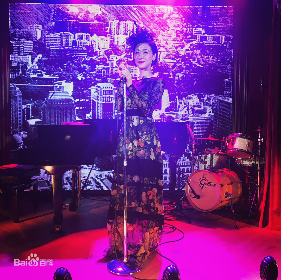 泳儿(Vincy Chan)舞台上的（陈家欣）图册