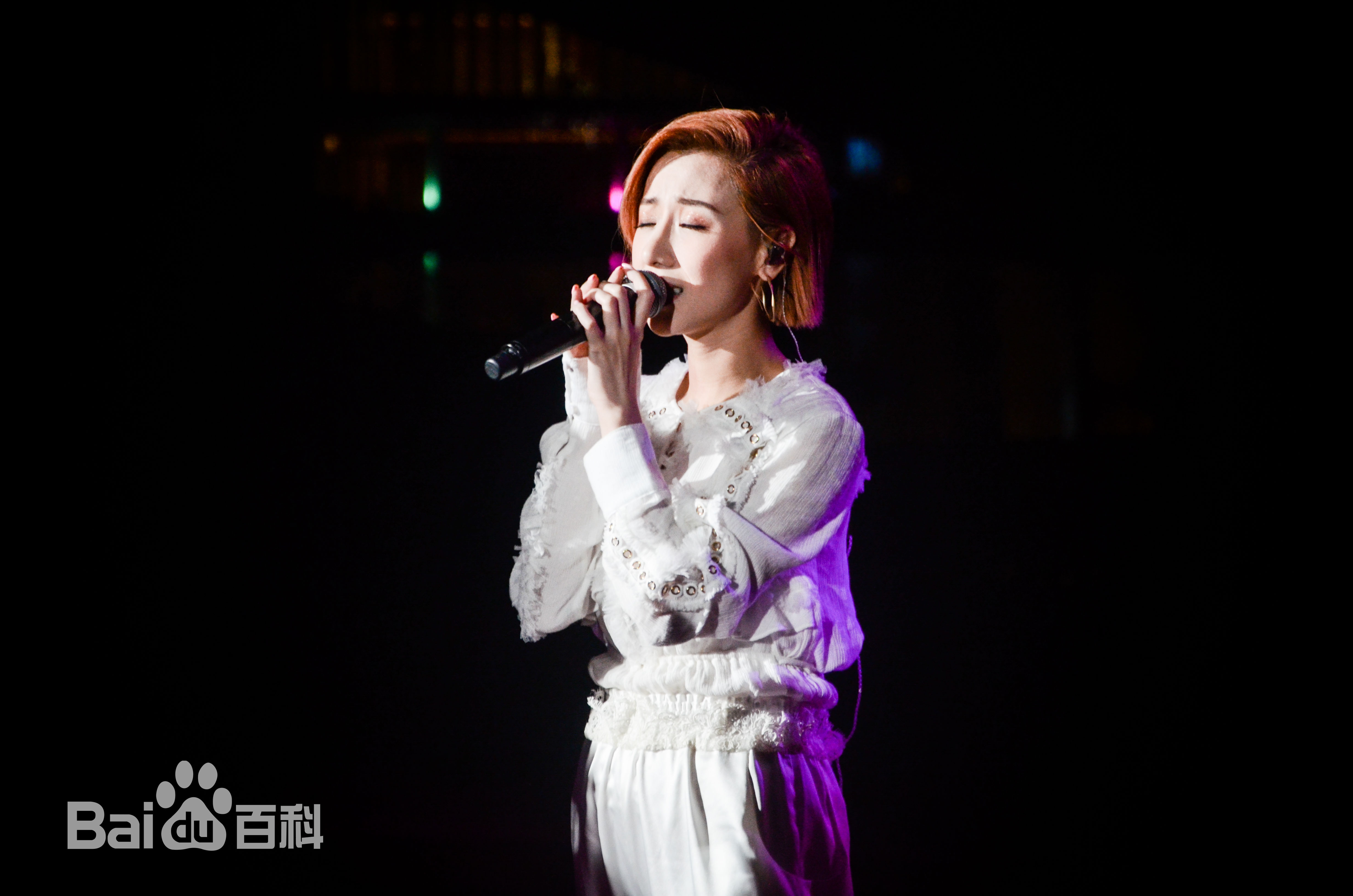 泳儿(Vincy Chan)舞台上的（陈家欣）图册