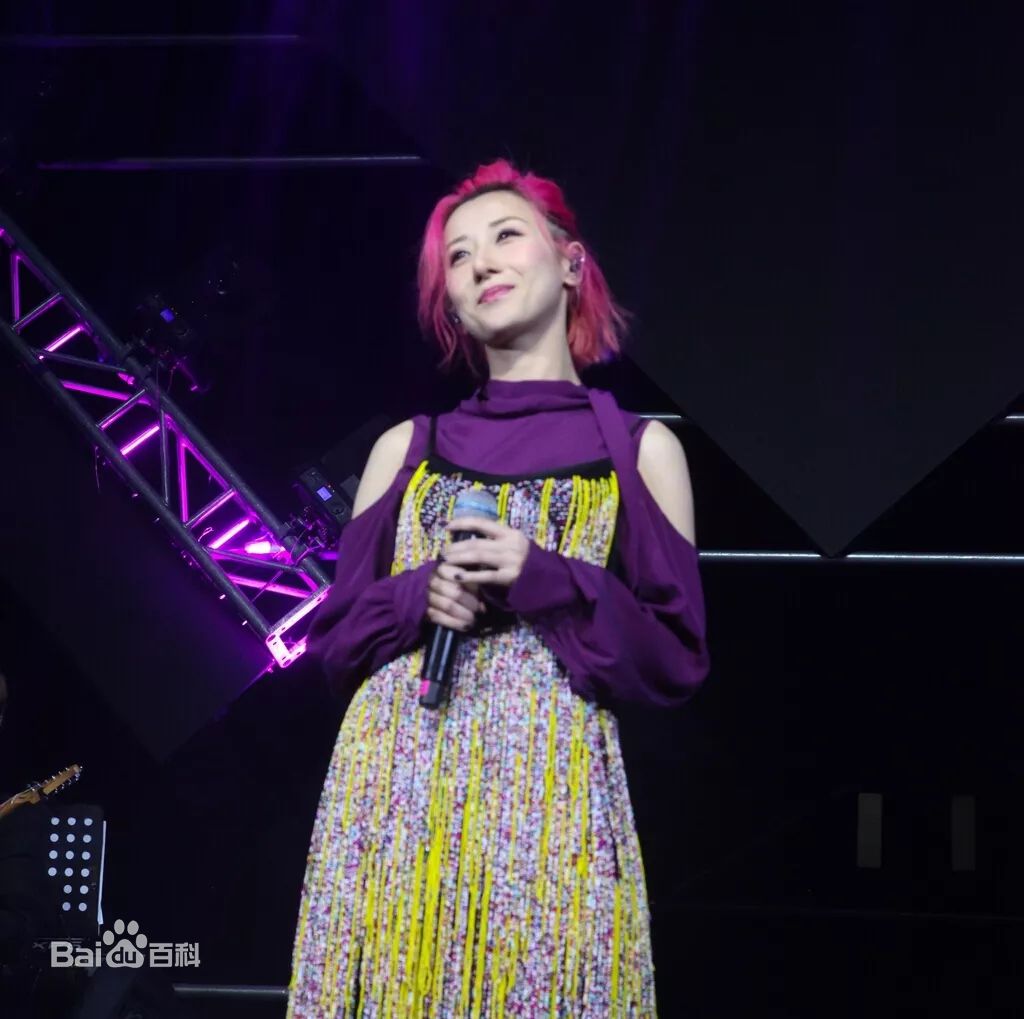 泳儿(Vincy Chan)舞台上的（陈家欣）图册